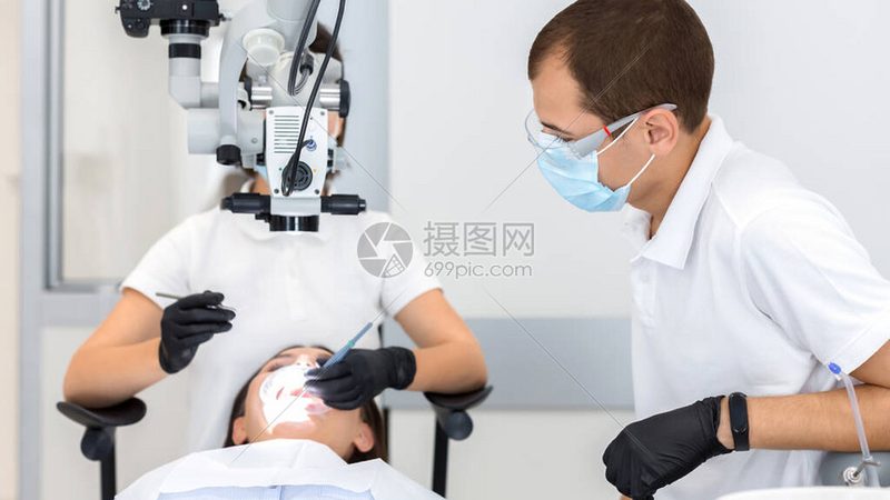 全口种植牙即刻负重，揭秘其背后的技术奥秘**